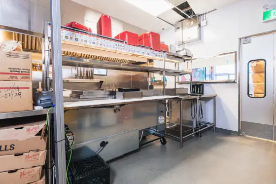 Dave's Hot Chicken Pickering project photo 32 of 47