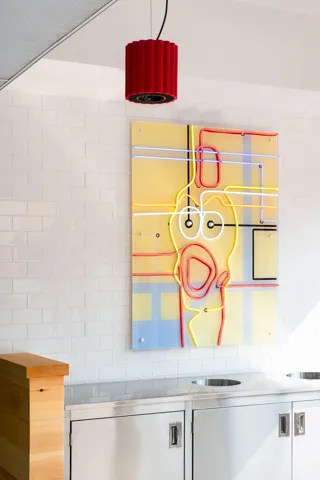 Dave's Hot Chicken Yonge Street, project image 2