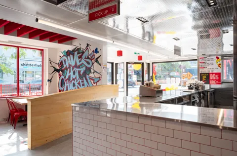 Dave's Hot Chicken Yonge Street, project image 6