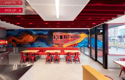 Dave's Hot Chicken Yonge Street, project image 15