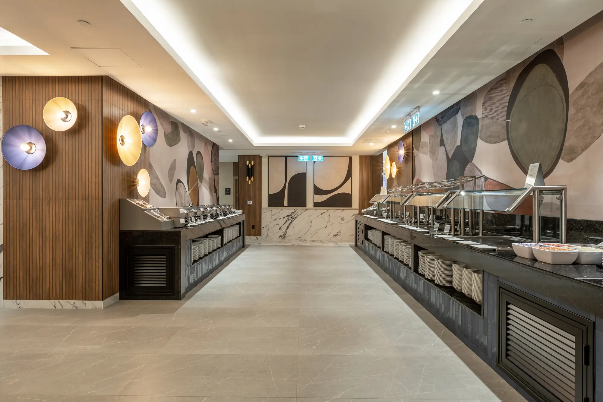buffet servery line at Hotel Riu Plaza Toronto