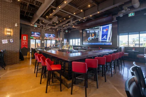 Shoeless Joe's, project image 26