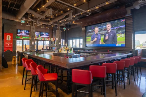 Shoeless Joe's, project image 27