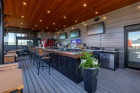 Shoeless Joe's, project image 51
