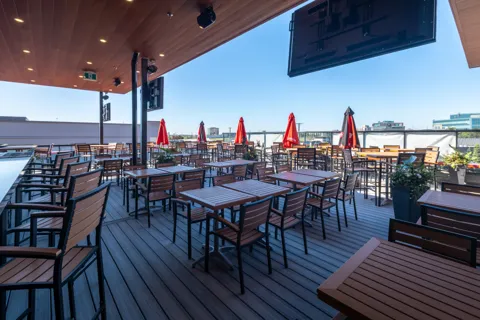 Shoeless Joe's, project image 54