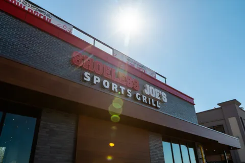 Shoeless Joe's, project image 68