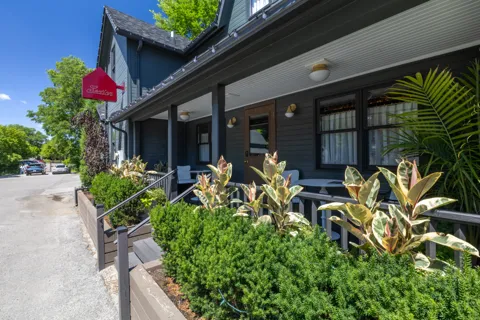 Unionville, project image 56